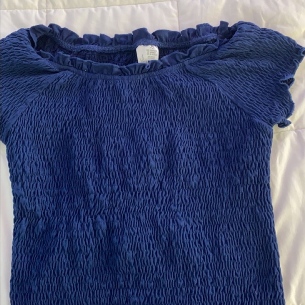 ★off the shoulder blue tee